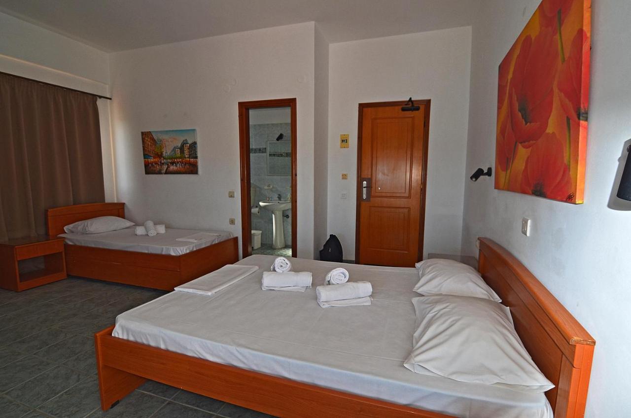 Soulis Hotel Arkoudi Bagian luar foto