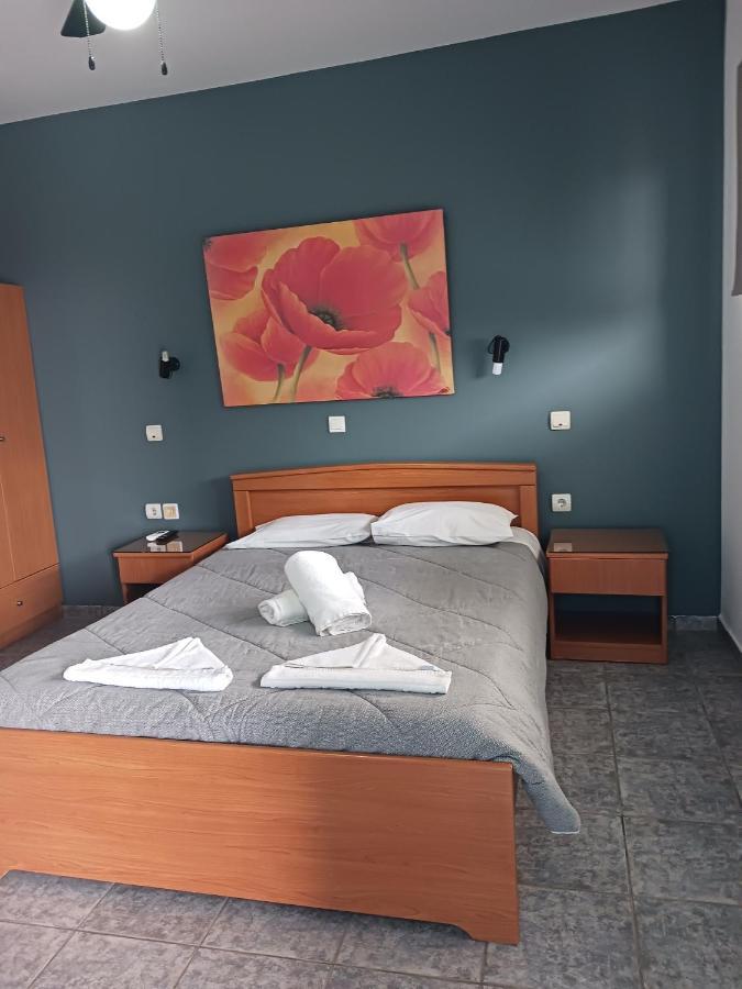 Soulis Hotel Arkoudi Bagian luar foto